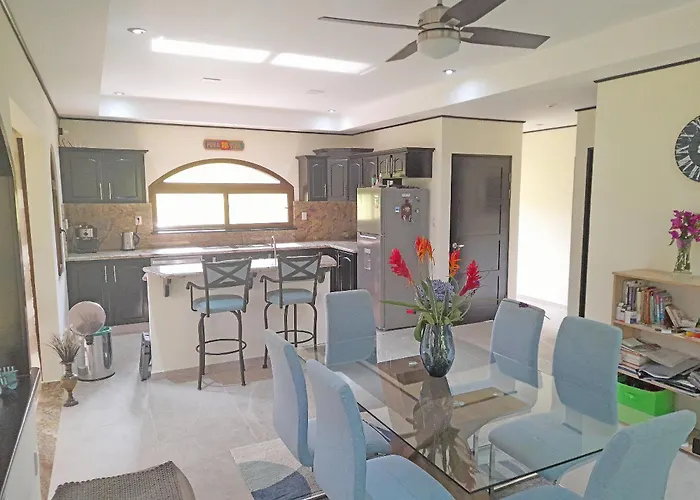 Rated - Stunning Arenal 2 Bed * Tronadora