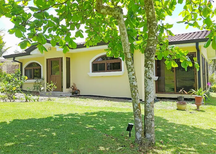 Rated - Stunning Arenal 2 Bed *