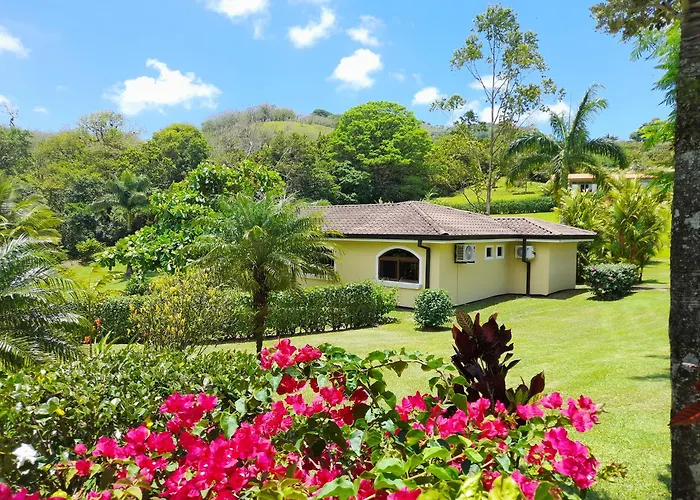 Rated - Stunning Arenal 2 Bed Villa *