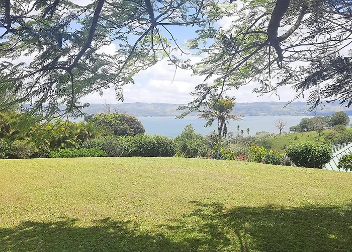 Rated - Stunning Arenal 2 Bed