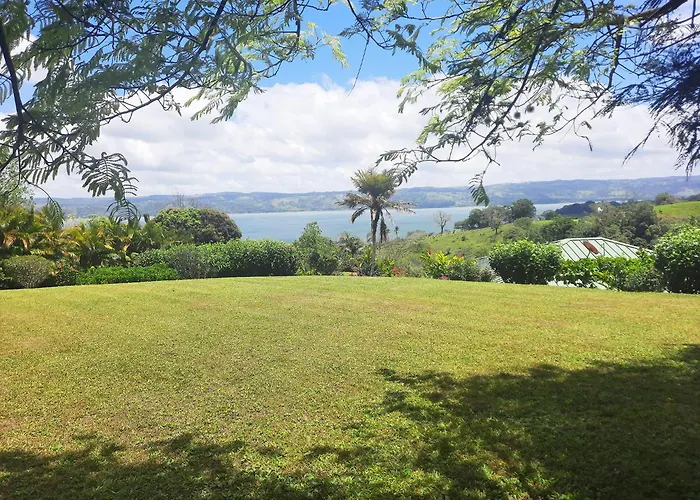 Rated - Stunning Arenal 2 Bed
